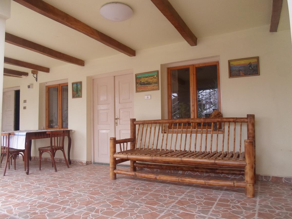 Guesthouse Aisi In ラゴデヒ エクステリア 写真